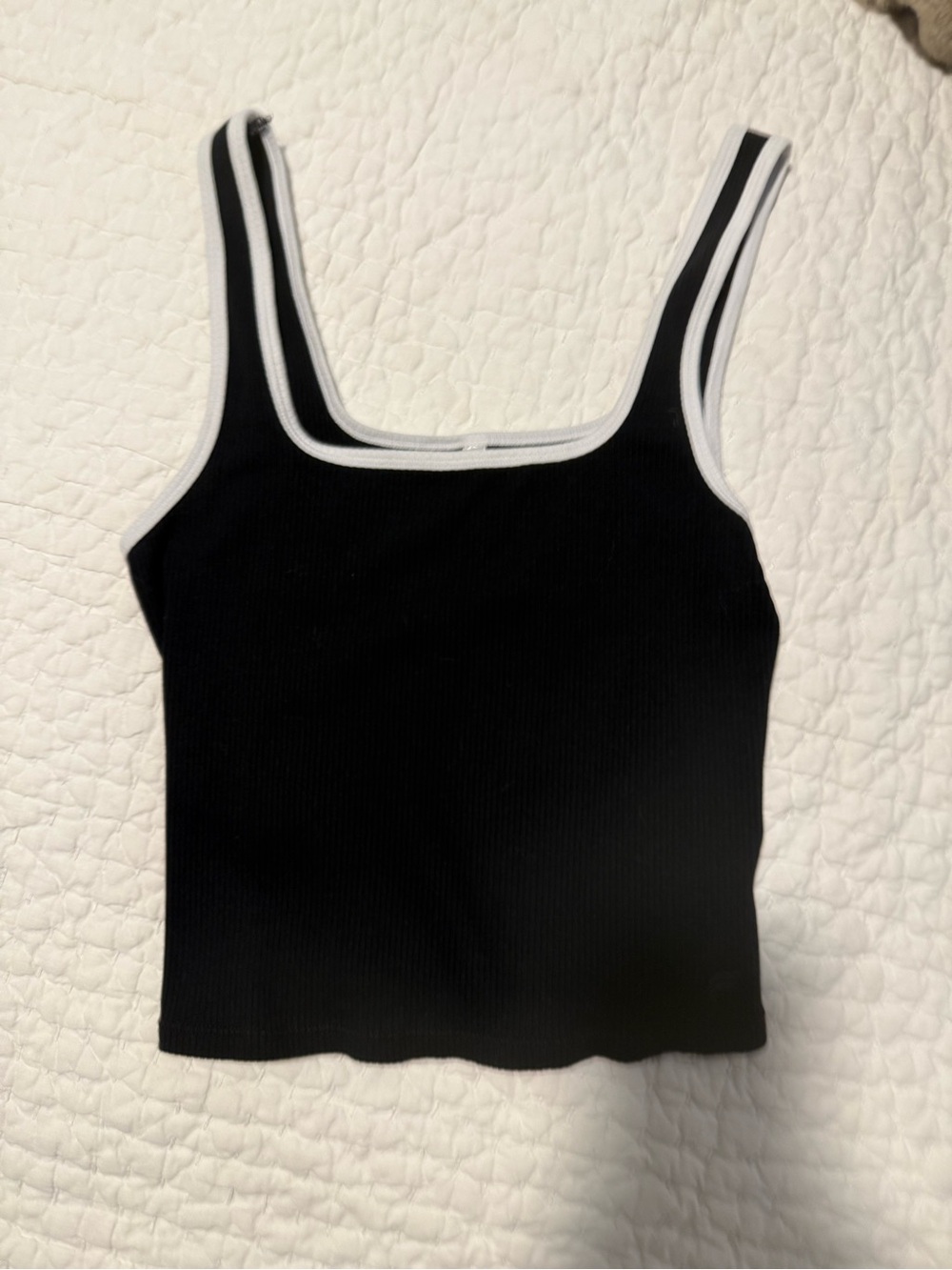 Fabletics Black with White Trim Ribbed Square-Neck Tank Top – Size Large